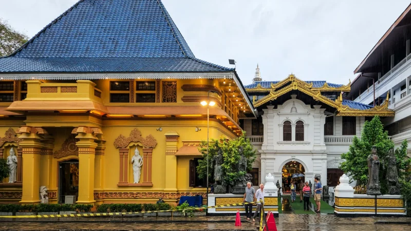 Gangaramaya temple