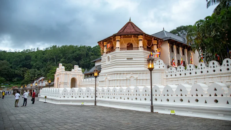 Sri Dalada Maligawa, sri lanka