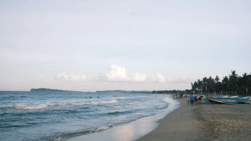 trinco beach